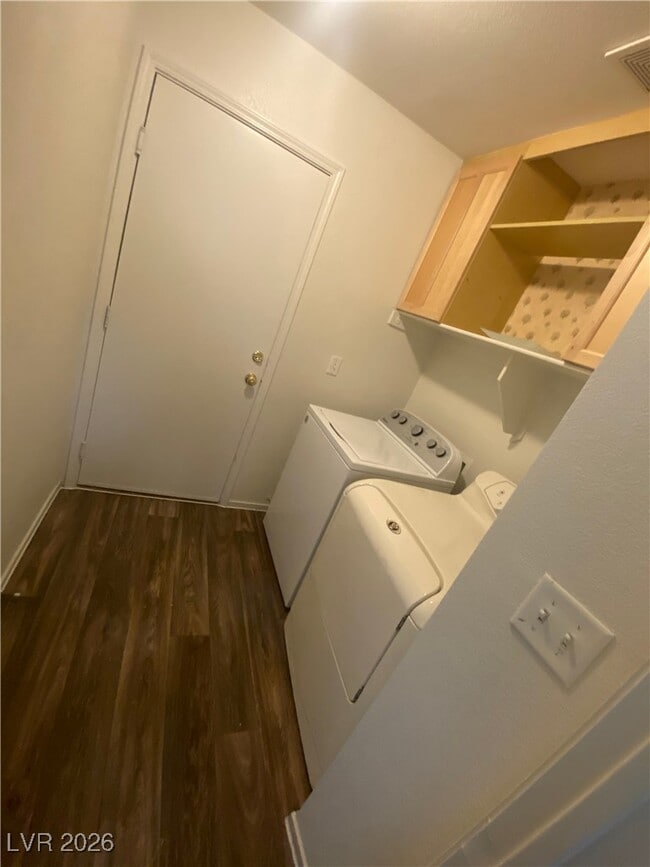 Building Photo - 3122 Flower Garden Ct