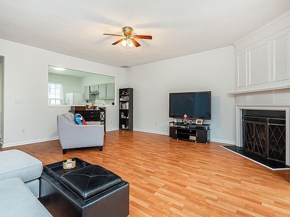 Building Photo - 4645 Valais Ct