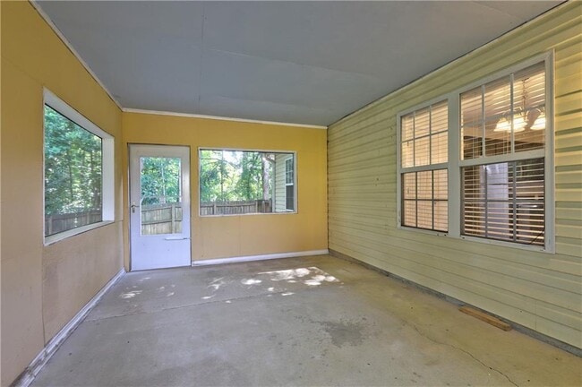 Building Photo - 1553 Ravens Run
