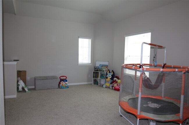 Building Photo - 1336 Mount Blanc Path