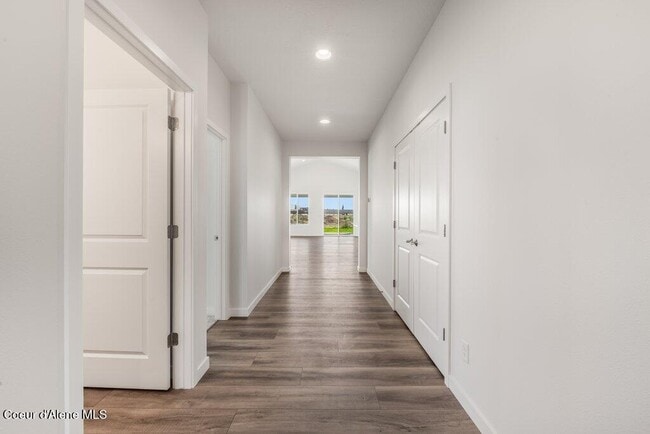 Building Photo - 3360 N Segar Loop