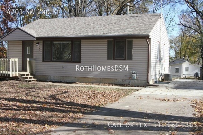 Building Photo - 4701 SW 2nd St