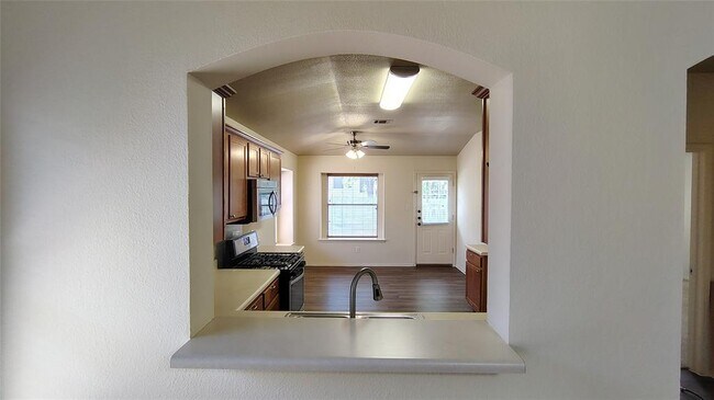 Building Photo - 2611 Turtle River Dr