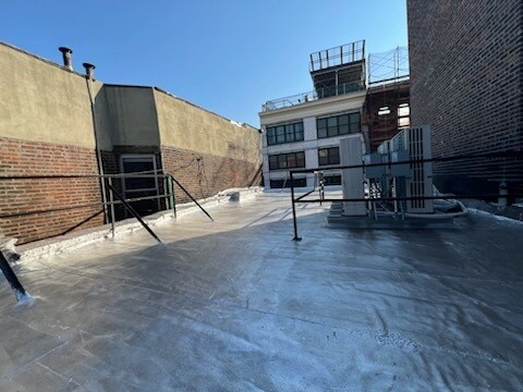 Building Photo - 179 Mott St