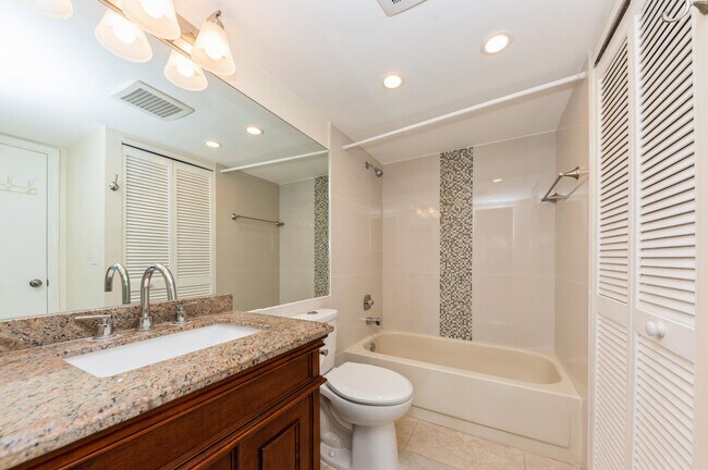 Building Photo - 10173 Mangrove Dr