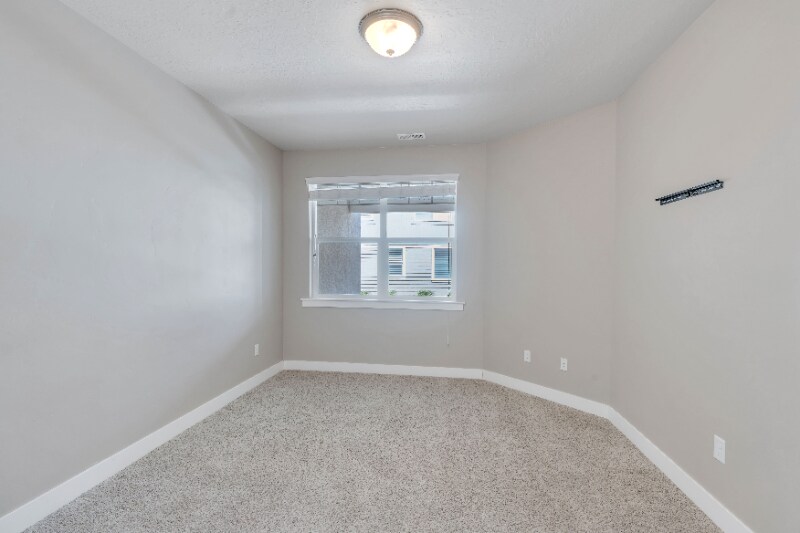Building Photo - 12249 S Marcellus Ct
