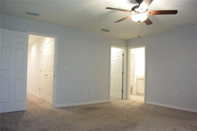 Building Photo - 1213 Grantham Dr