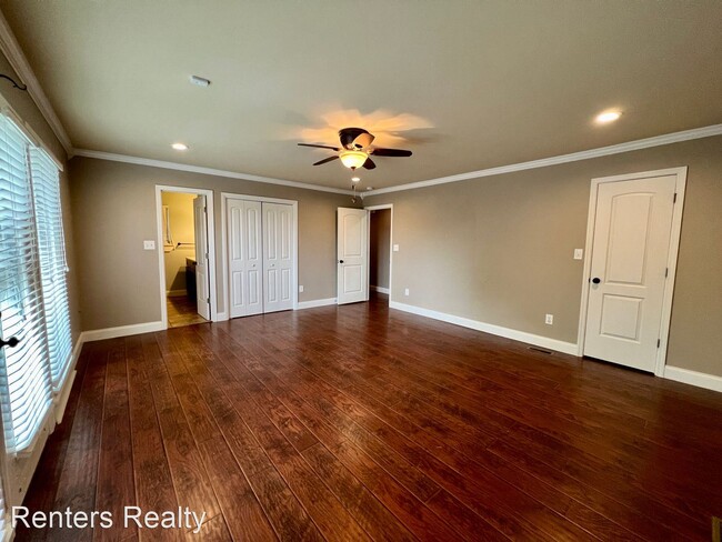 Building Photo - 3 br, 2 bath House - 3639 N Crestview Dr NW