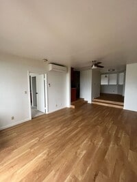 Building Photo - Quiet Spacious Unit $2,800 2/2/1 available...