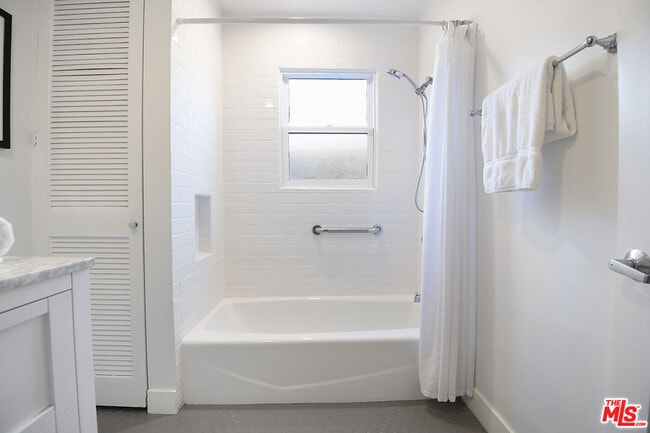 Building Photo - 2441 14th St