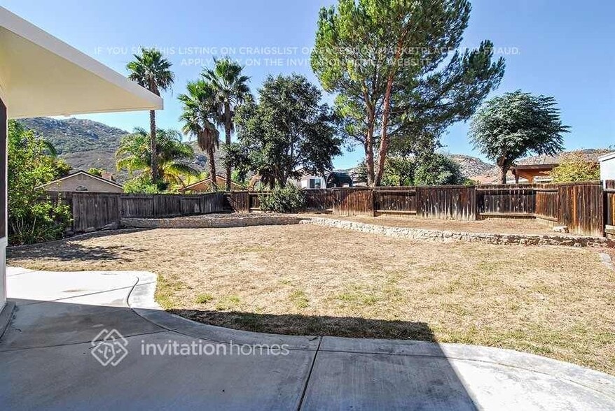 Building Photo - 31089 Tecumseh Ct