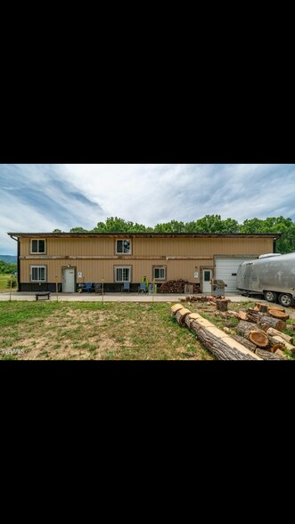 Building Photo - 2353 Highway 107