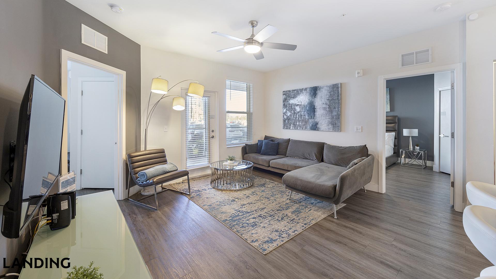 Building Photo - 4950 W Prescott St