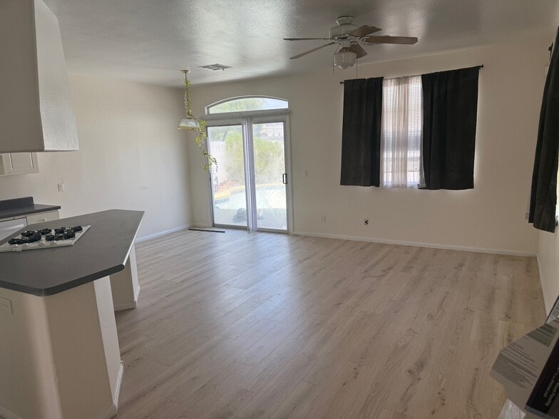 Building Photo - 7952 Aviano Pines Ave