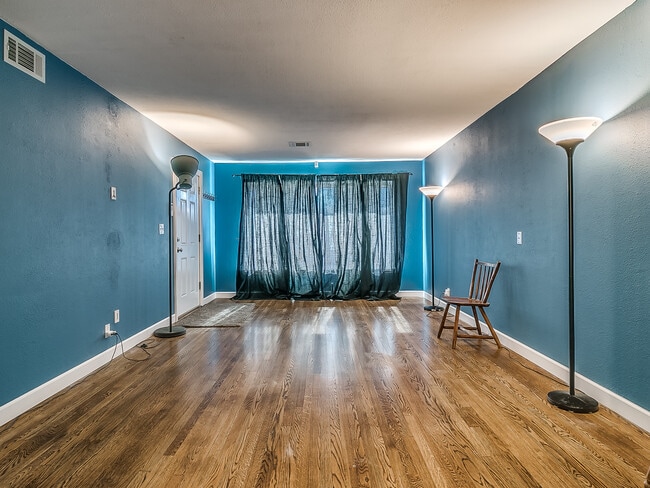 Building Photo - 2809 NW 47th St