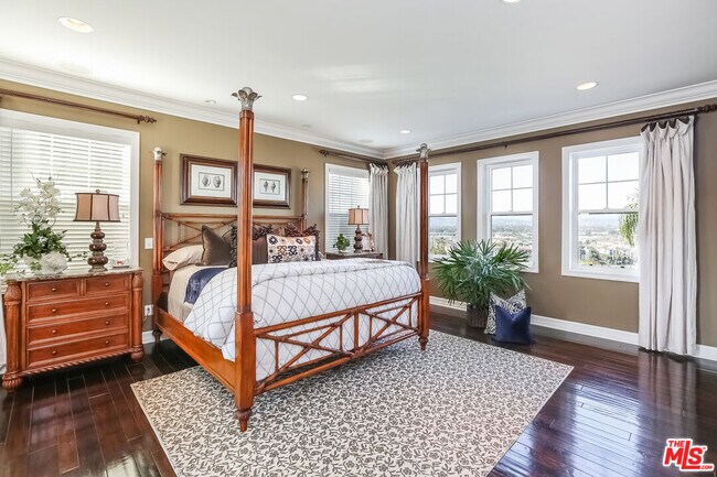 Building Photo - 7391 W Coastal View Dr