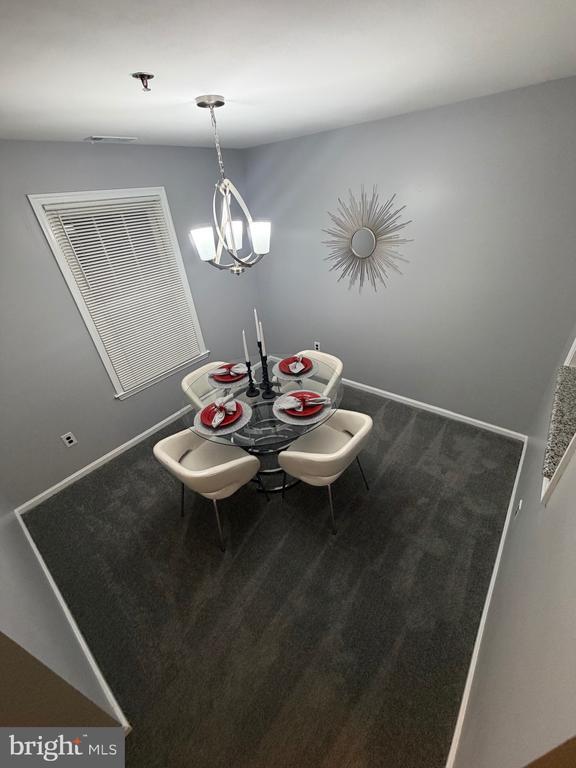 Building Photo - 102 Stonehurst Ct