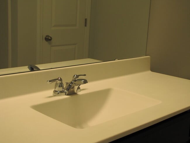 Building Photo - 851 Bristol Bridge Dr