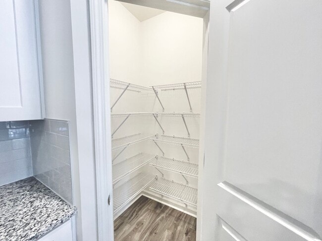 Building Photo - BEAUTIFUL 3 Bedroom Townhome minutes from I-85 -Concord Lakes AVAILABLE NOW