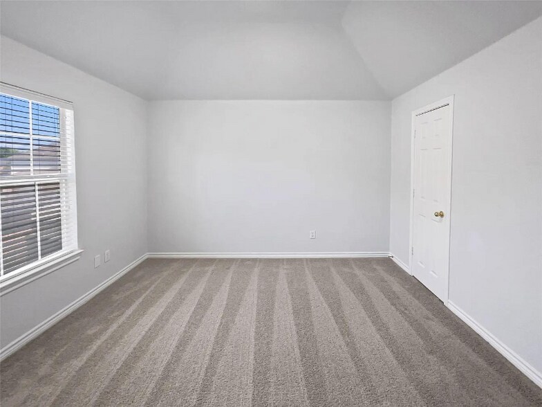Building Photo - 1621 Cattail Creek Dr