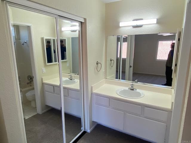 Building Photo - 2265 Charise St