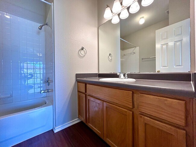 Building Photo - 12303 Abney Dr