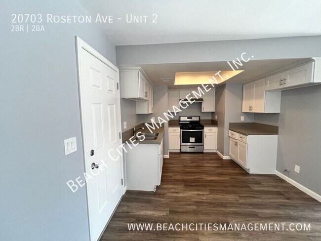 Building Photo - 20703 Roseton Ave