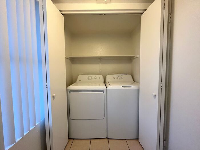 Building Photo - 16818 N 56th St