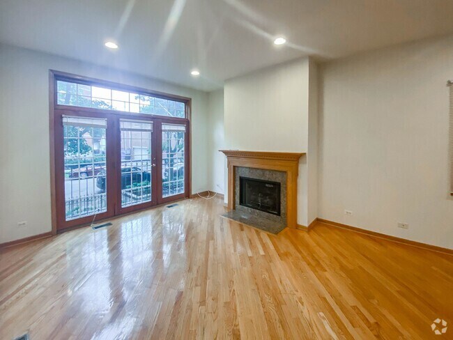 Building Photo - 2714 N Wayne Ave
