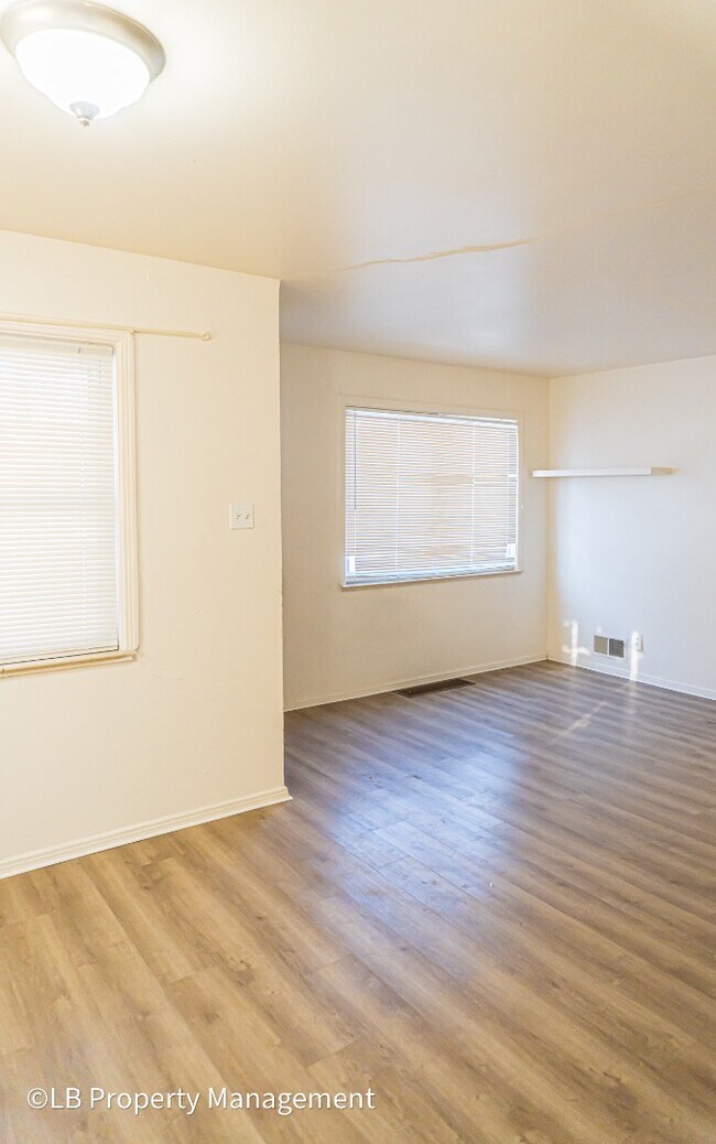 Building Photo - 1780 W Tennessee Ave