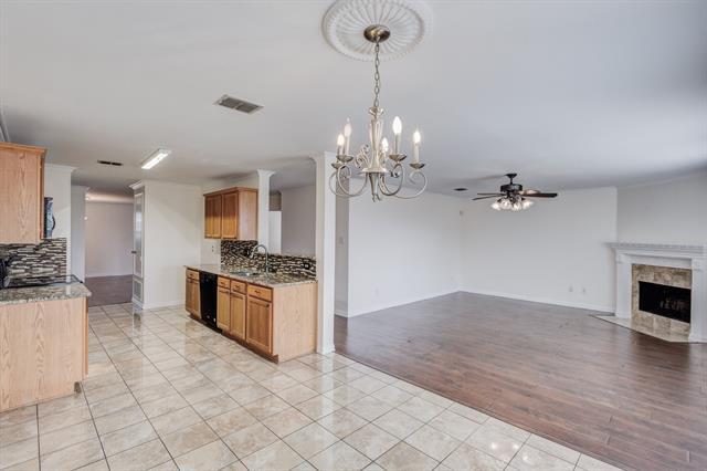 Building Photo - 3009 Meadow Bluff Dr