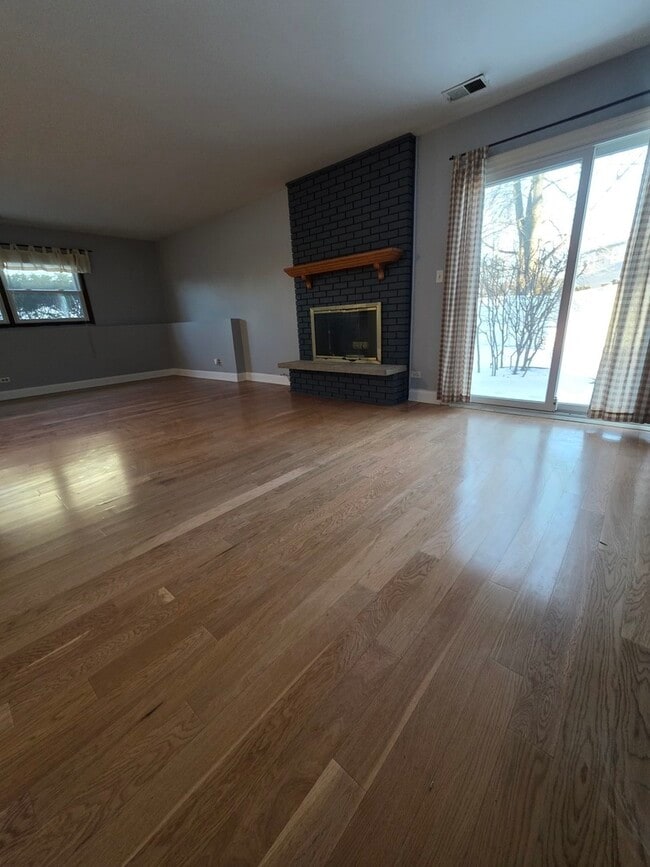 Building Photo - 1195 Old Timber Ct