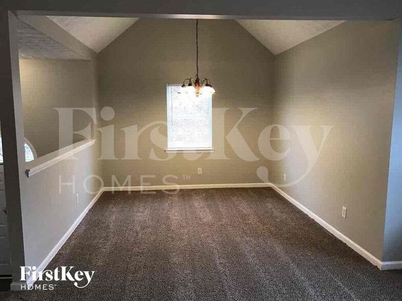 Building Photo - 4455 Westminster Dr