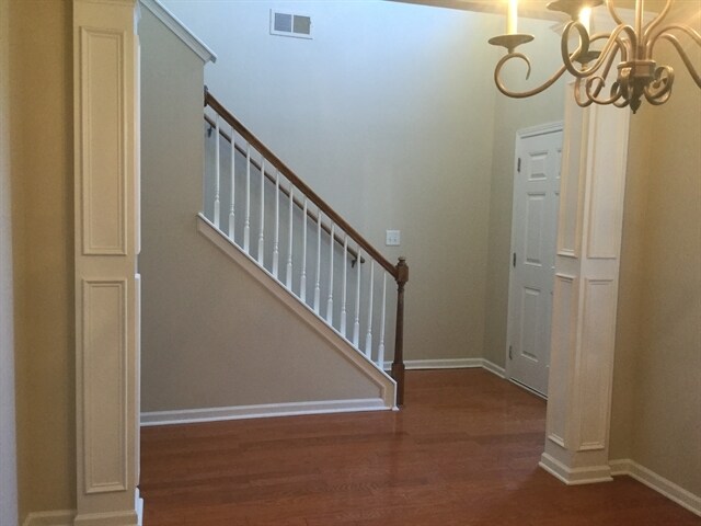 Building Photo - 2021 Moss Creek Dr
