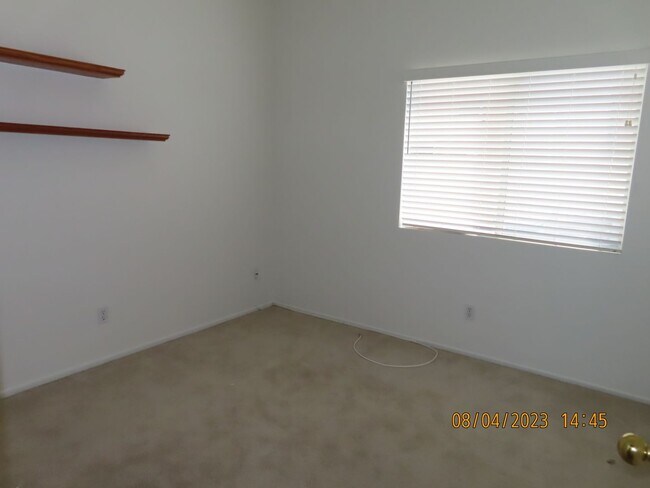 Building Photo - 35467 Marsh Ln
