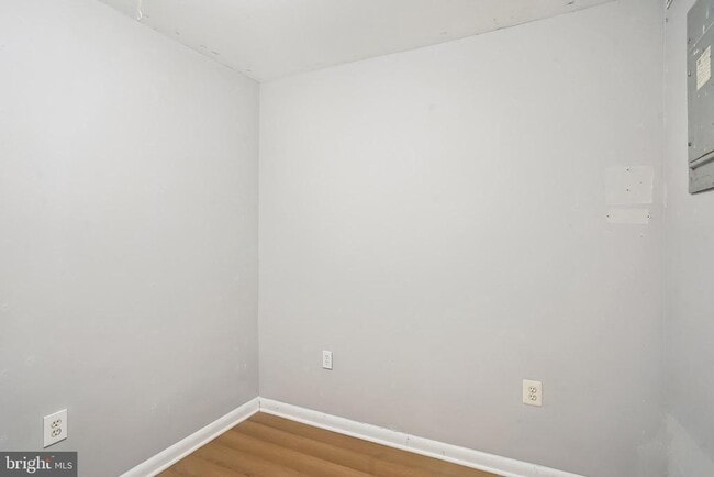 Building Photo - 13725 Avonshire Dr