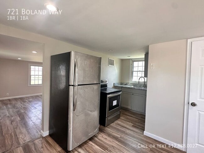 Building Photo - 721 Boland Wy