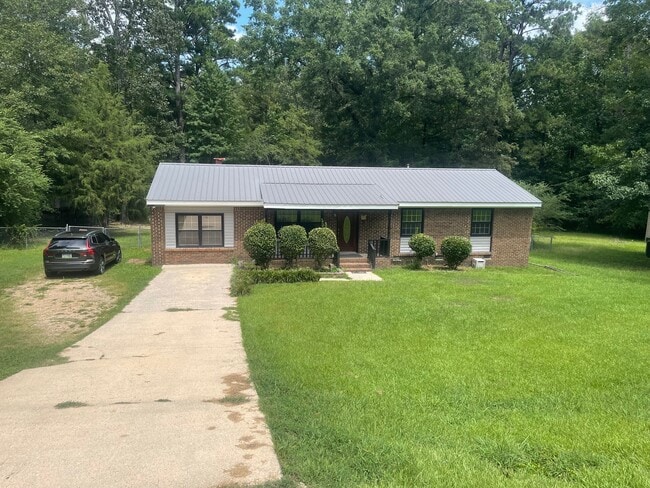 Primary Photo - 1207 Cherokee Dr