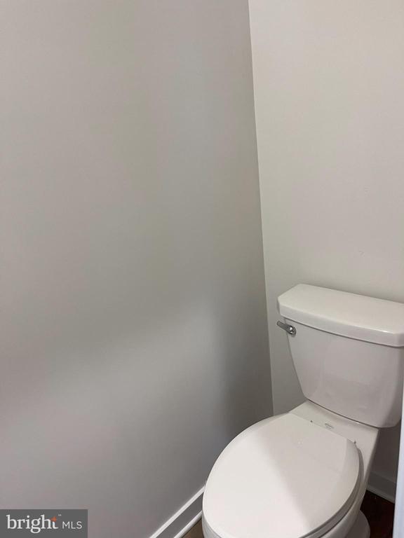 Building Photo - 9A Ford St