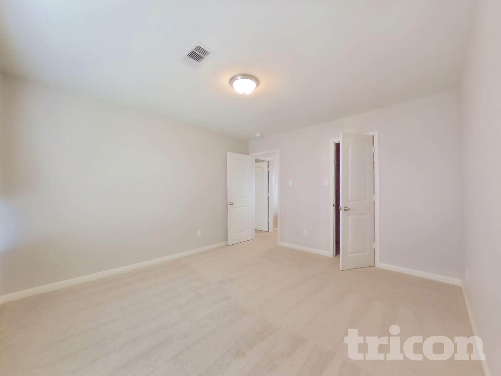 Building Photo - 216 Elm Patch Dr