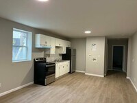 Building Photo - 214 Church St