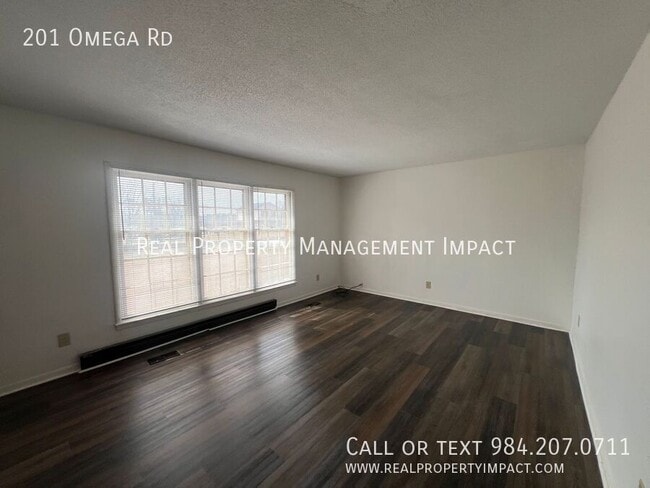 Building Photo - 201 Omega Rd