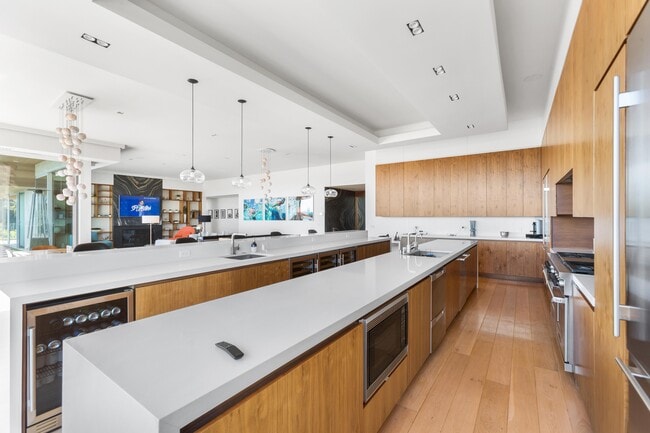 Building Photo - 1439 Devlin Dr