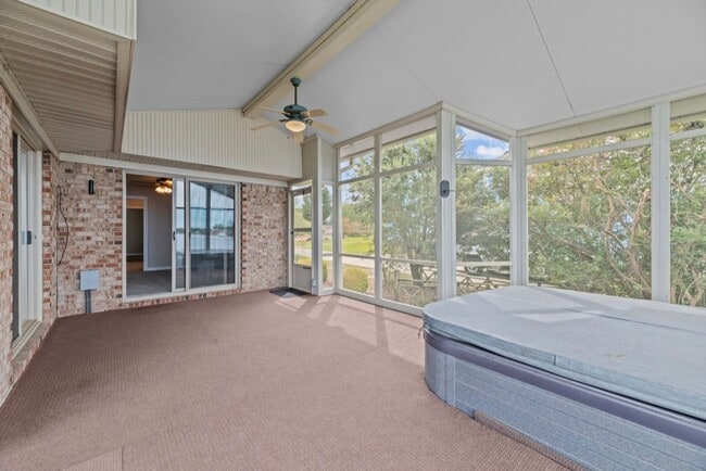 Building Photo - Waterfront Home with Private Dock in Fairfield Harbour