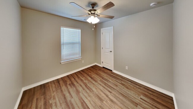 Building Photo - LUXURY NEW 3 Bedroom 2 Bathroom Home in Piedmont Schools (Neighborhood Park and Basketball court)