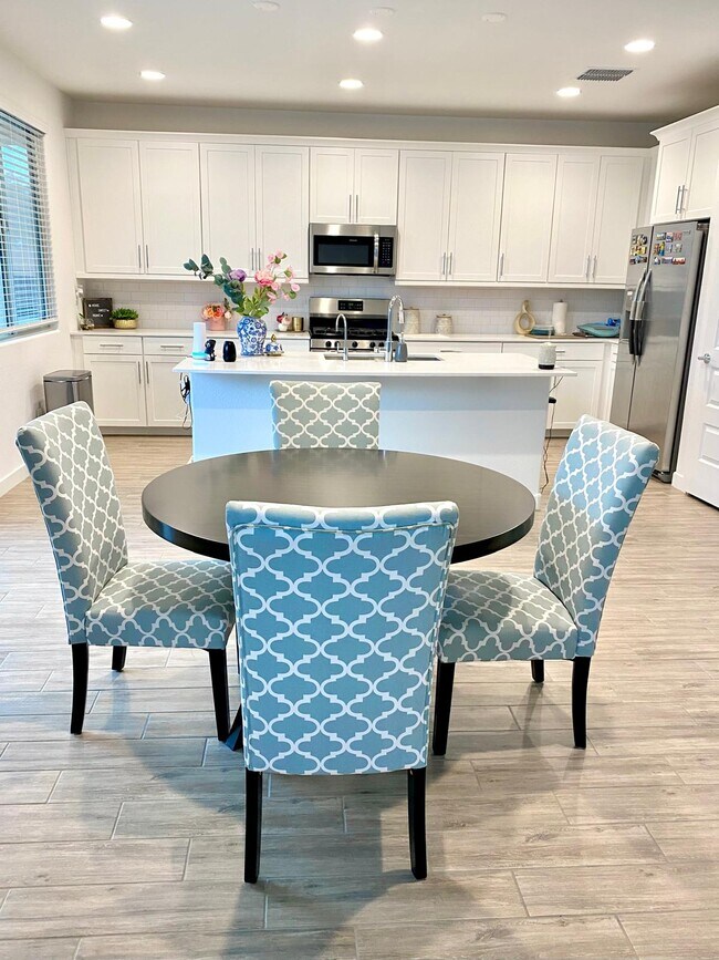 First Level Family Room - Casual Dining Area and Kitchen - 7027 S 13th Way