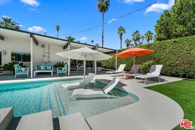 Building Photo - 610 S Compdre Rd