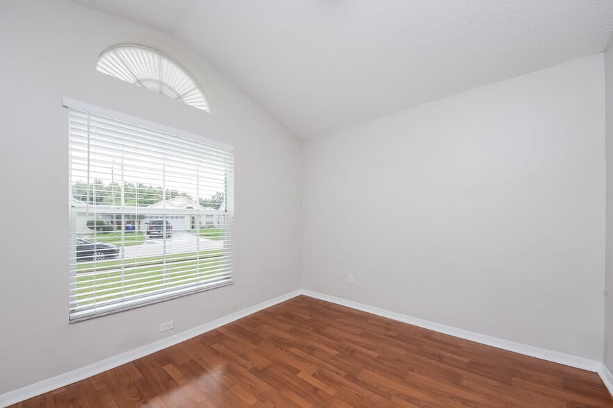 Building Photo - 2511 Shelby Cir