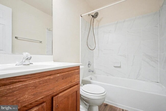 Building Photo - 105 Galway Ln