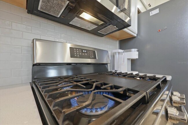 Building Photo - 4733 Tortona Ct